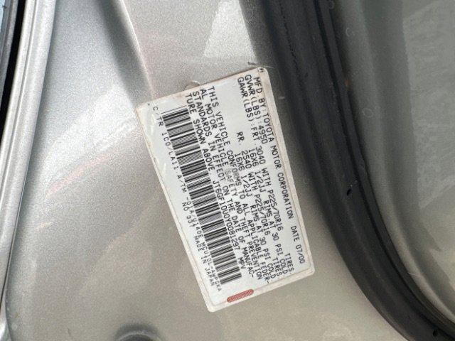 Used 2000 Lexus RX 300 2WD image 3