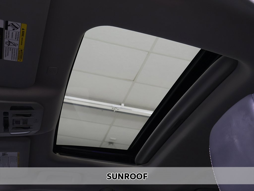 Used 2020 Toyota Highlander Limited image 4