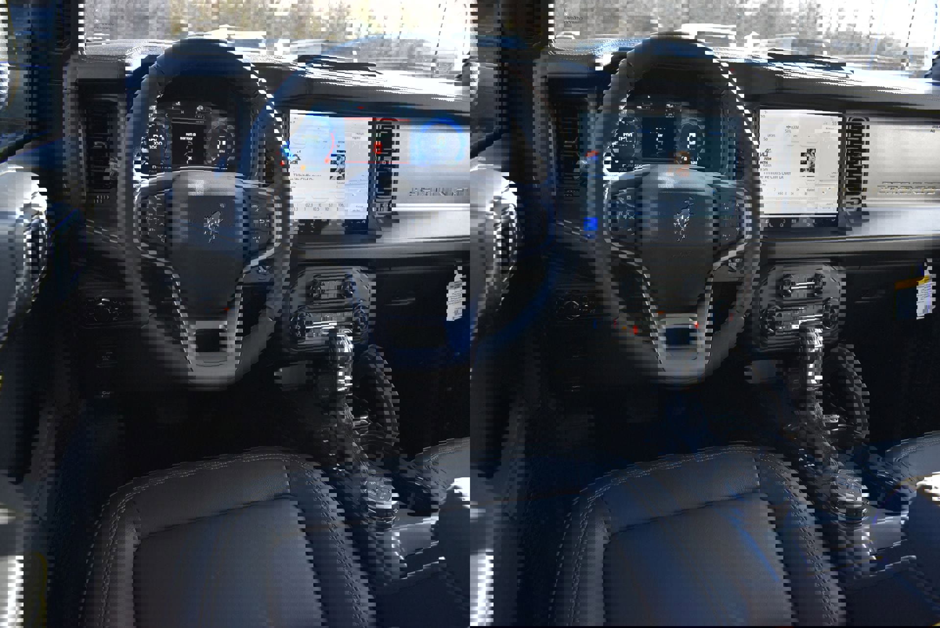 New 2025 Ford Bronco Badlands image 17