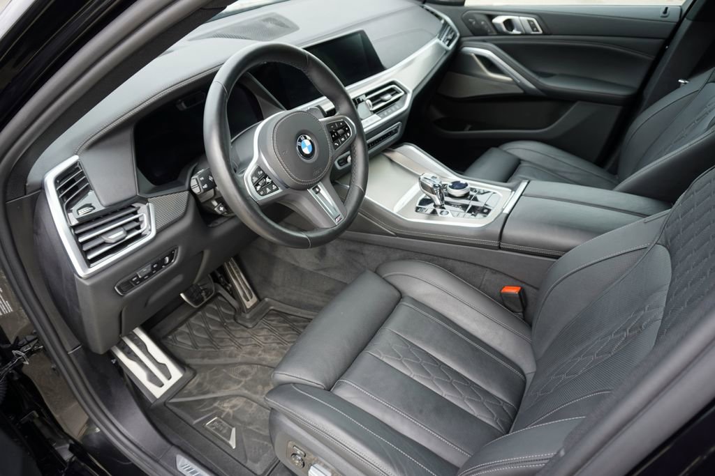 Used 2023 BMW X6 xDrive40i w/ Executive Package image 18