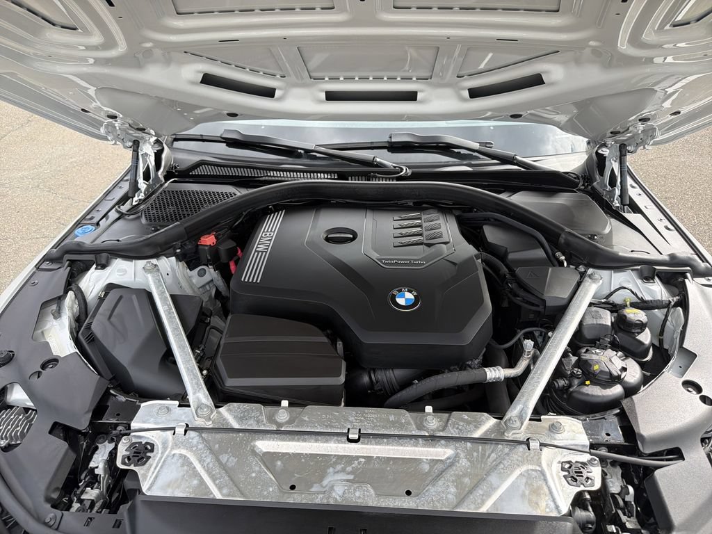 Used 2021 BMW 430i xDrive Coupe w/ M Sport Package AWD/4WD image 32
