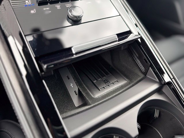 New 2026 Porsche Panamera 4 AWD/4WD image 31
