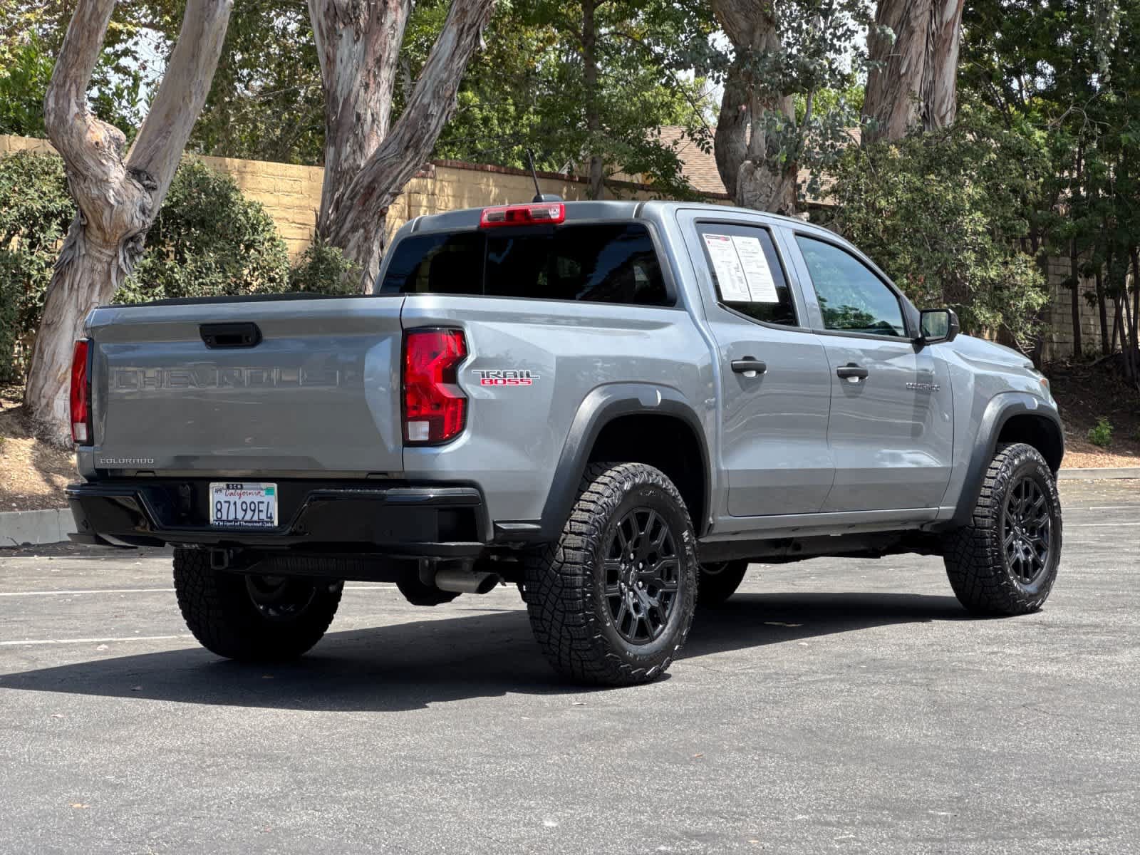 Used 2025 Chevrolet Colorado Trail Boss AWD/4WD image 2