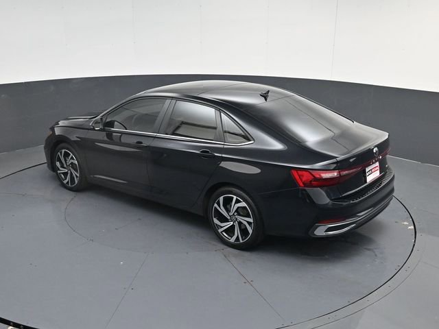 Used 2025 Volkswagen Jetta SEL FWD image 47
