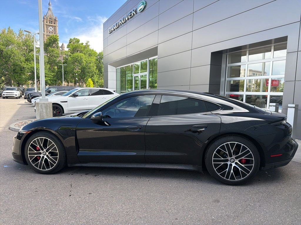 Used 2021 Porsche Taycan 4S AWD/4WD image 9