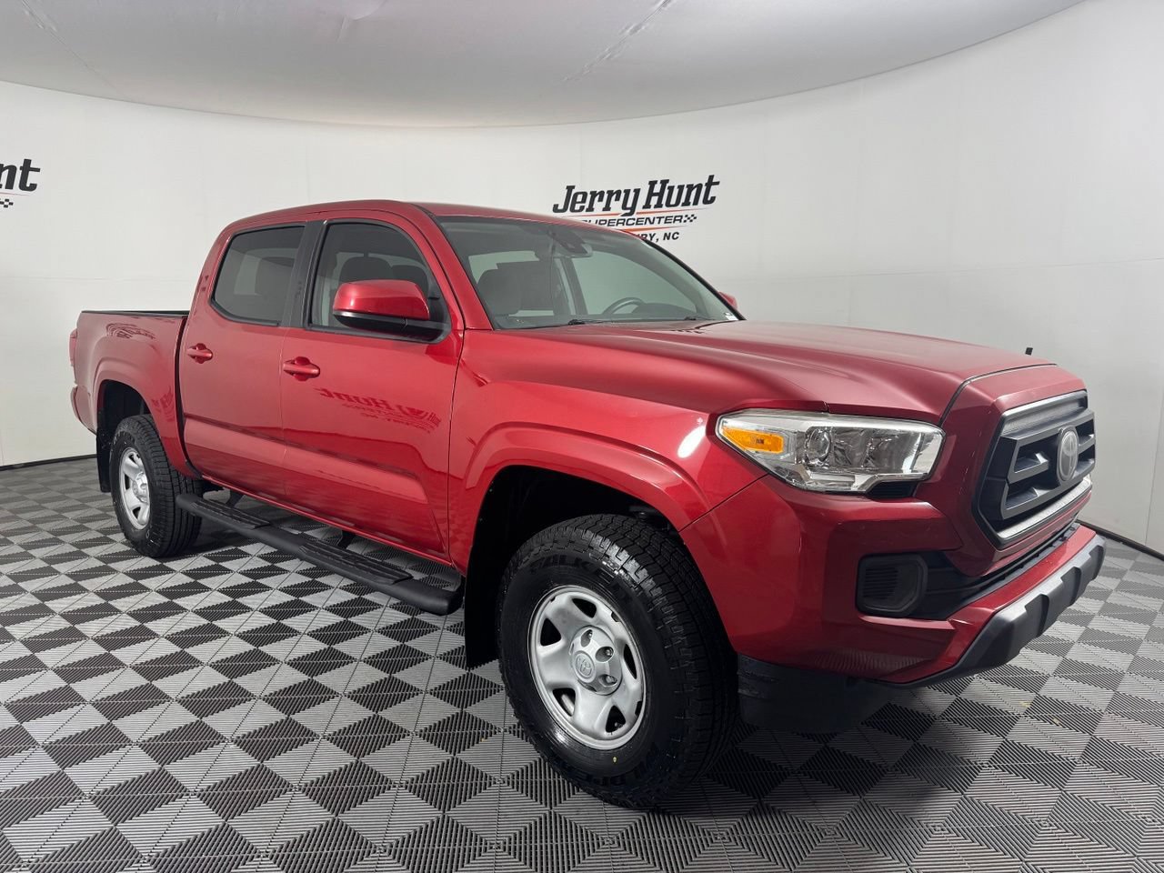 Used 2020 Toyota Tacoma SR w/ SR Convenience Package RWD image 5