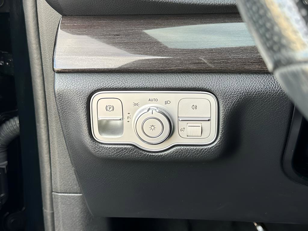 Used 2020 Mercedes-Benz GLE 450 4MATIC image 41