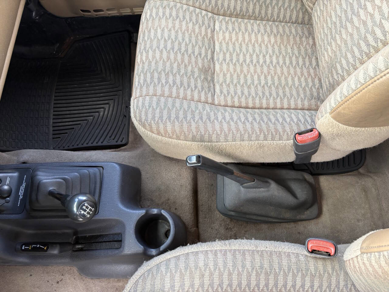 Used 2000 Jeep Wrangler SE image 18