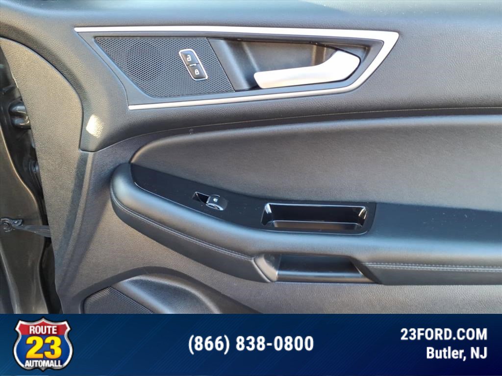 Certified 2019 Ford Edge SEL w/ Equipment Group 201A image 9