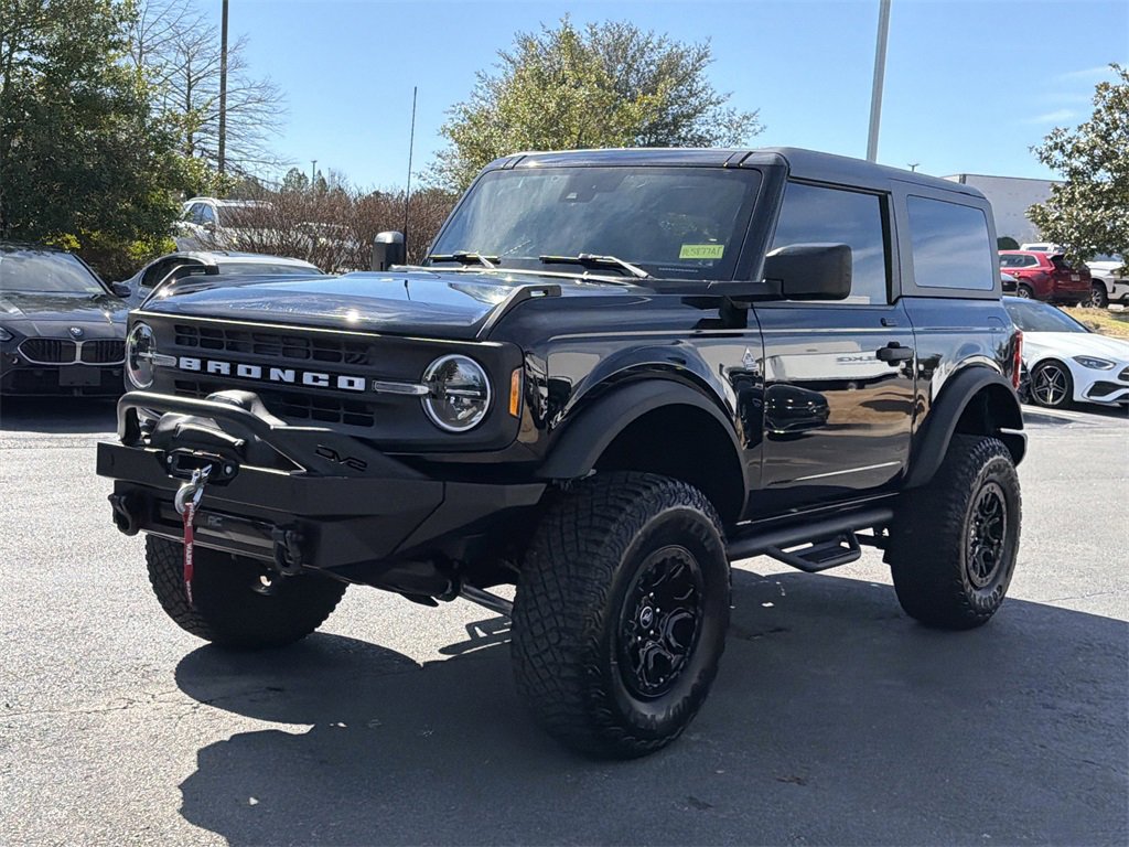 Used 2022 Ford Bronco Black Diamond image 7