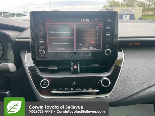 Used 2020 Toyota Corolla LE FWD image 12
