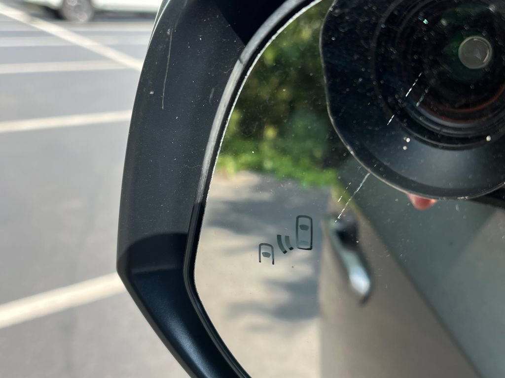 Used 2025 Toyota Grand Highlander AWD image 27