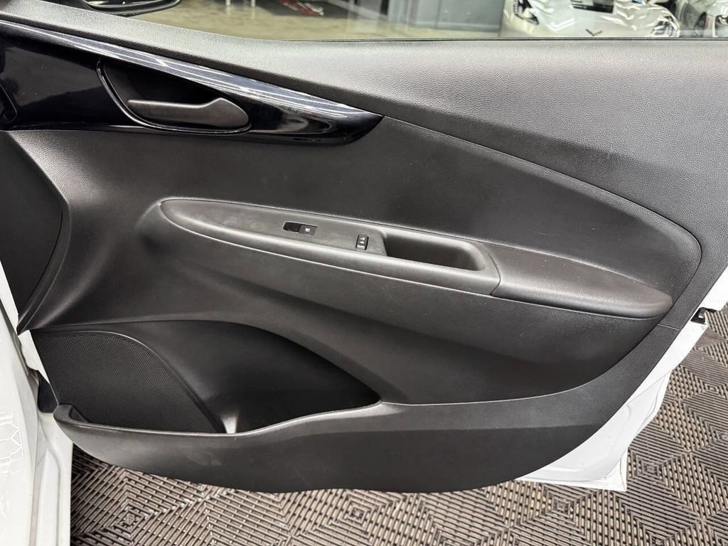 Used 2021 Chevrolet Spark LT image 56