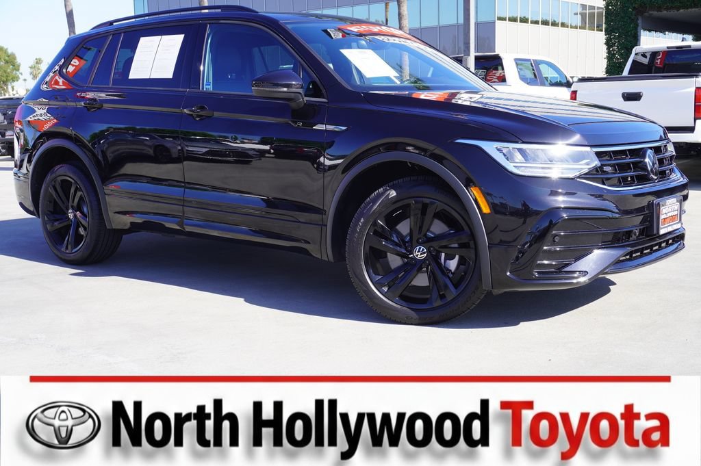 Used 2023 Volkswagen Tiguan SE R-Line AWD/4WD image 1