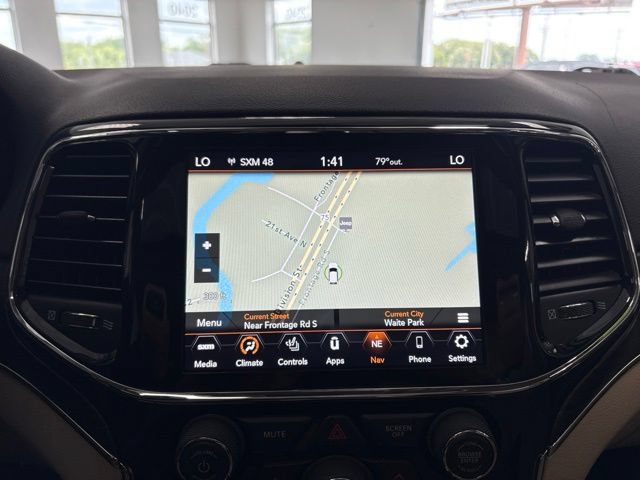 Used 2021 Jeep Grand Cherokee Limited w/ Trailer Tow Group IV AWD/4WD image 43