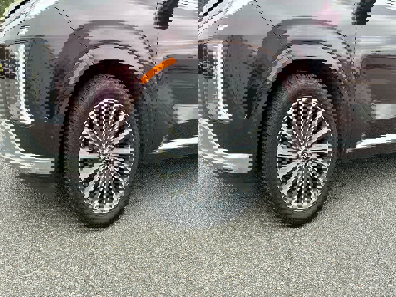 Used 2024 Hyundai Palisade Calligraphy image 34