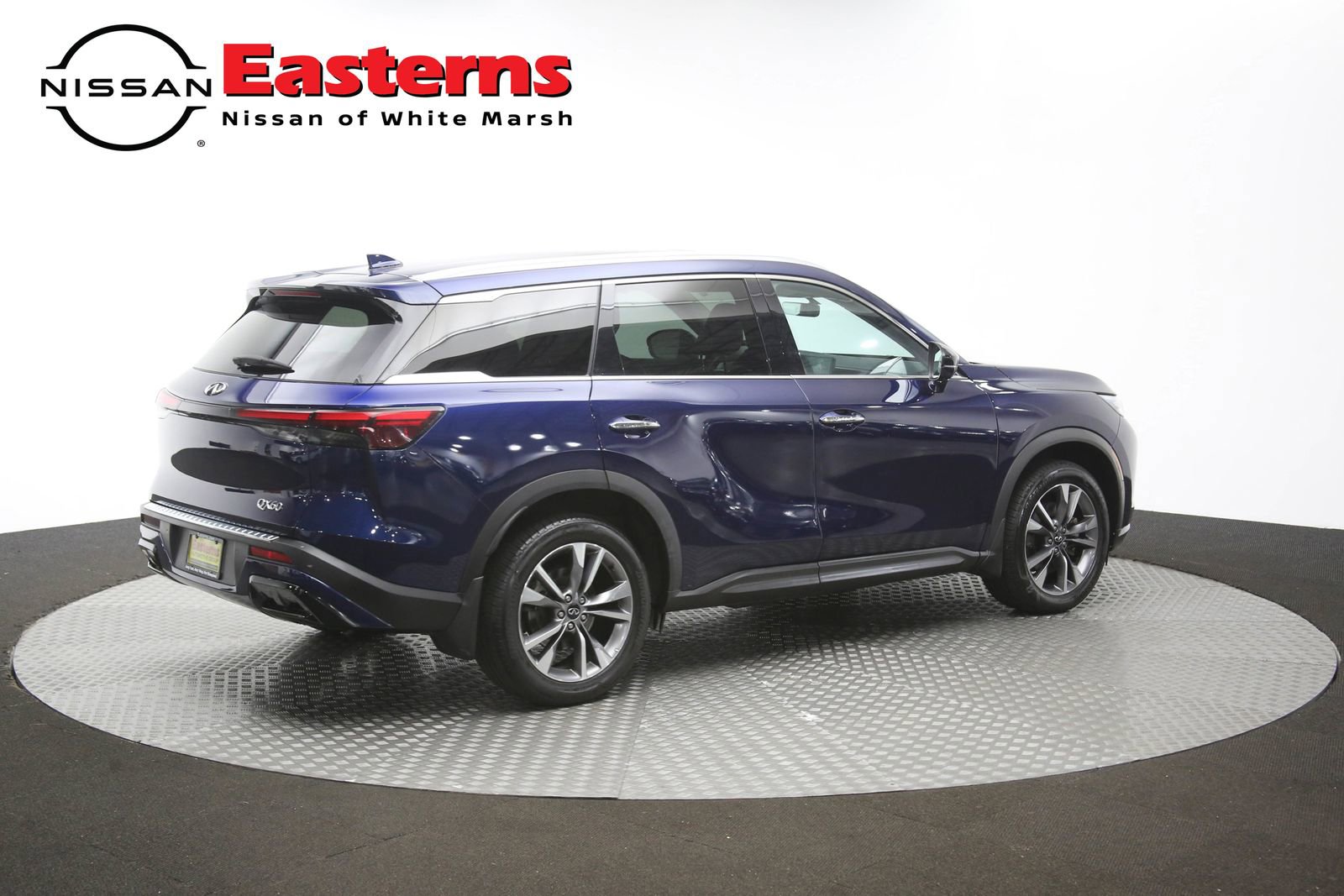 Used 2023 INFINITI QX60 Luxe w/ Cargo Package AWD/4WD image 47