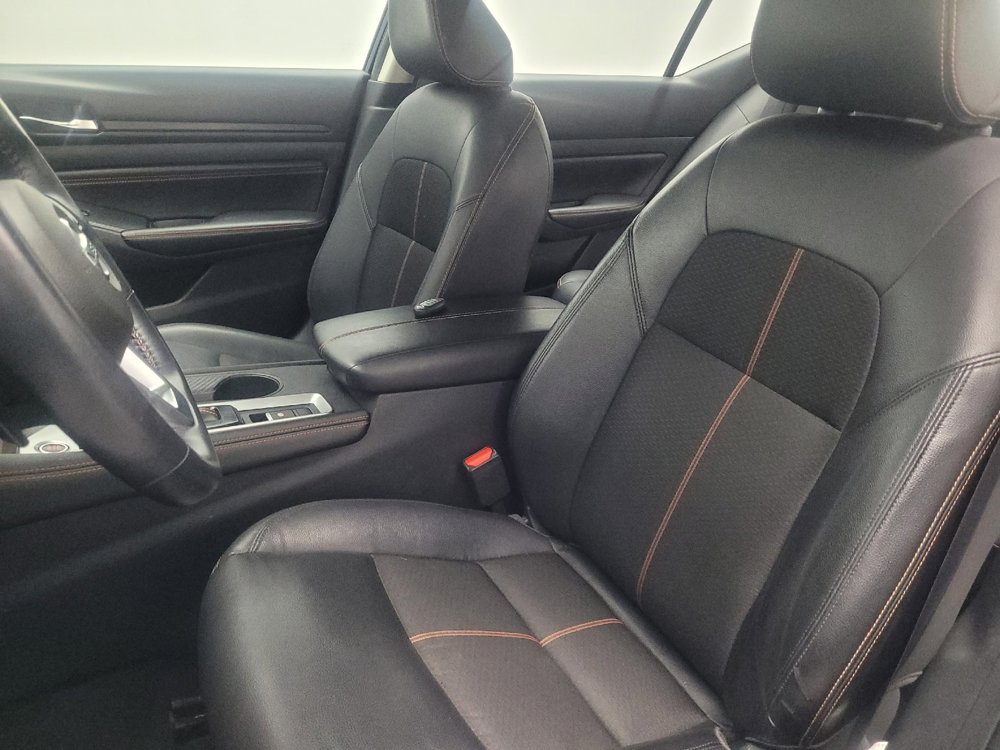 Used 2020 Nissan Altima 2.5 SR w/ Premium Package image 17