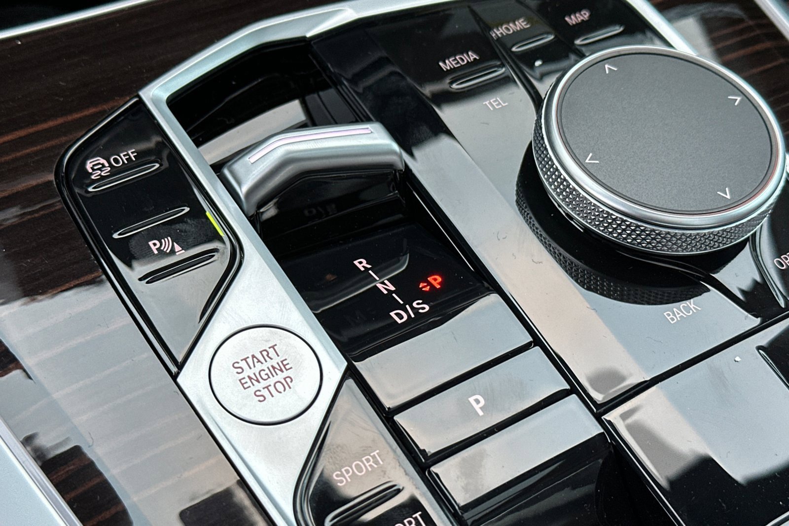 New 2026 BMW X5 xDrive40i w/ M Sport Package image 19