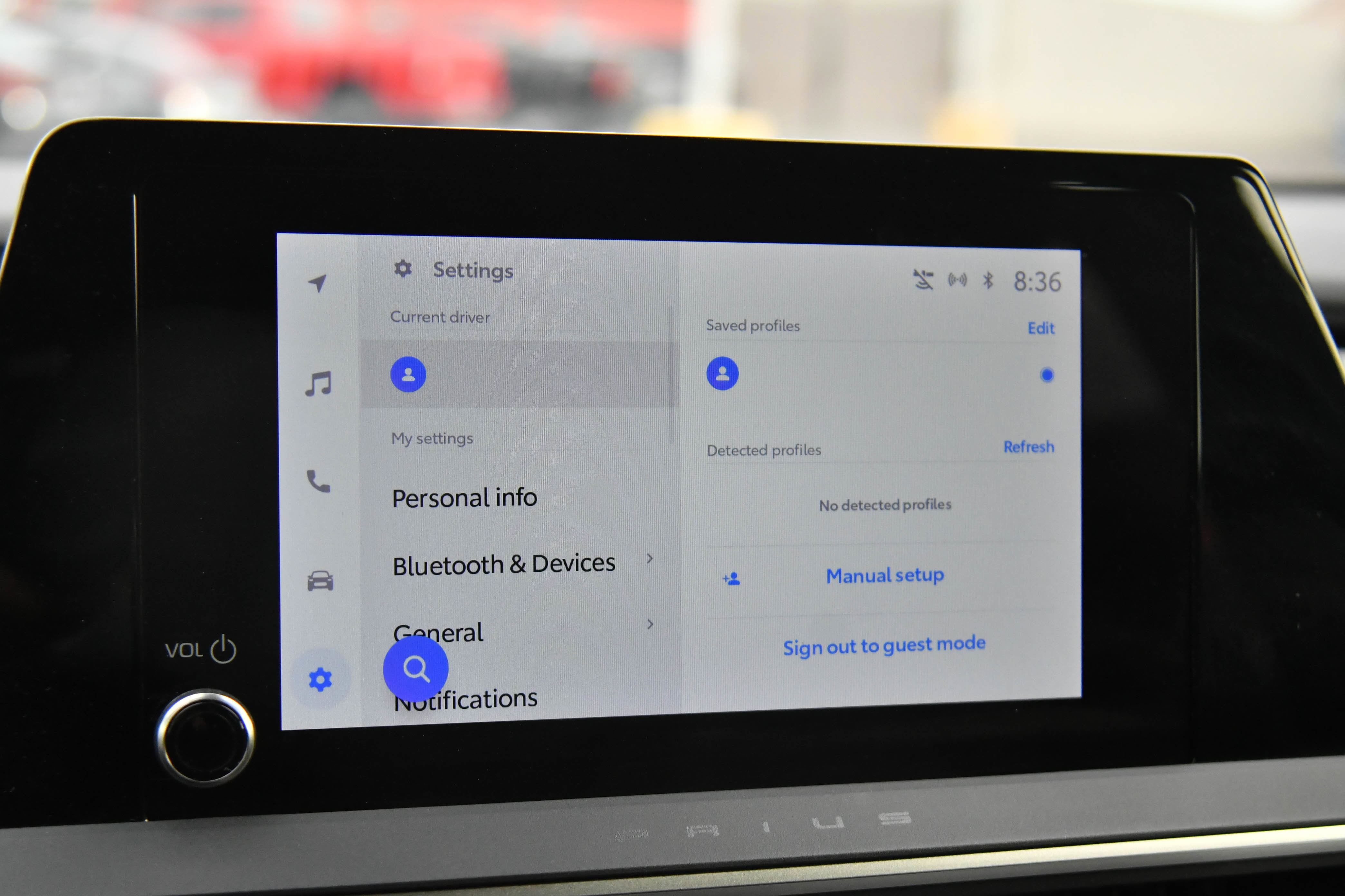 Used 2024 Toyota Prius LE image 18