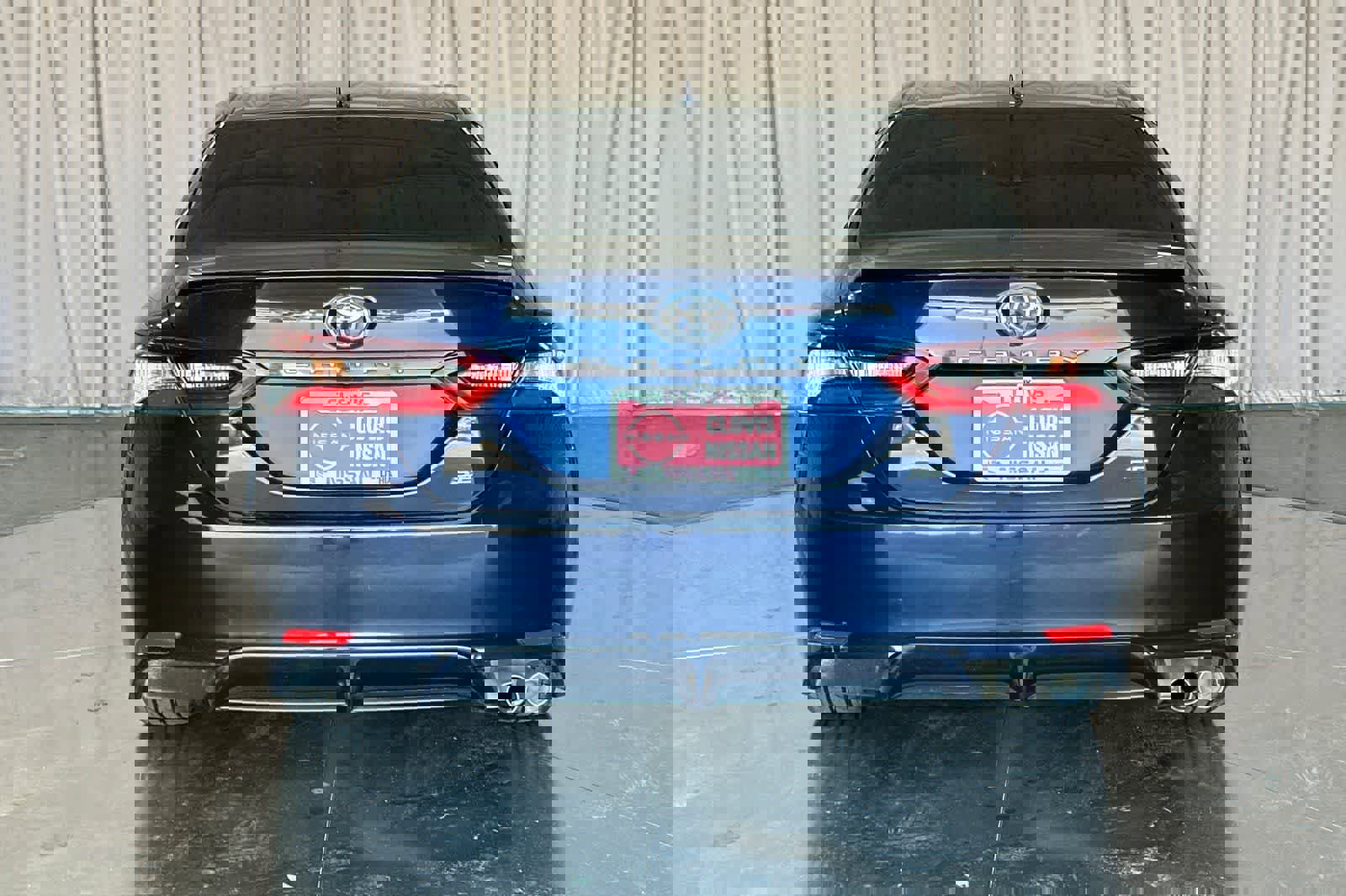 Used 2021 Toyota Camry SE image 8