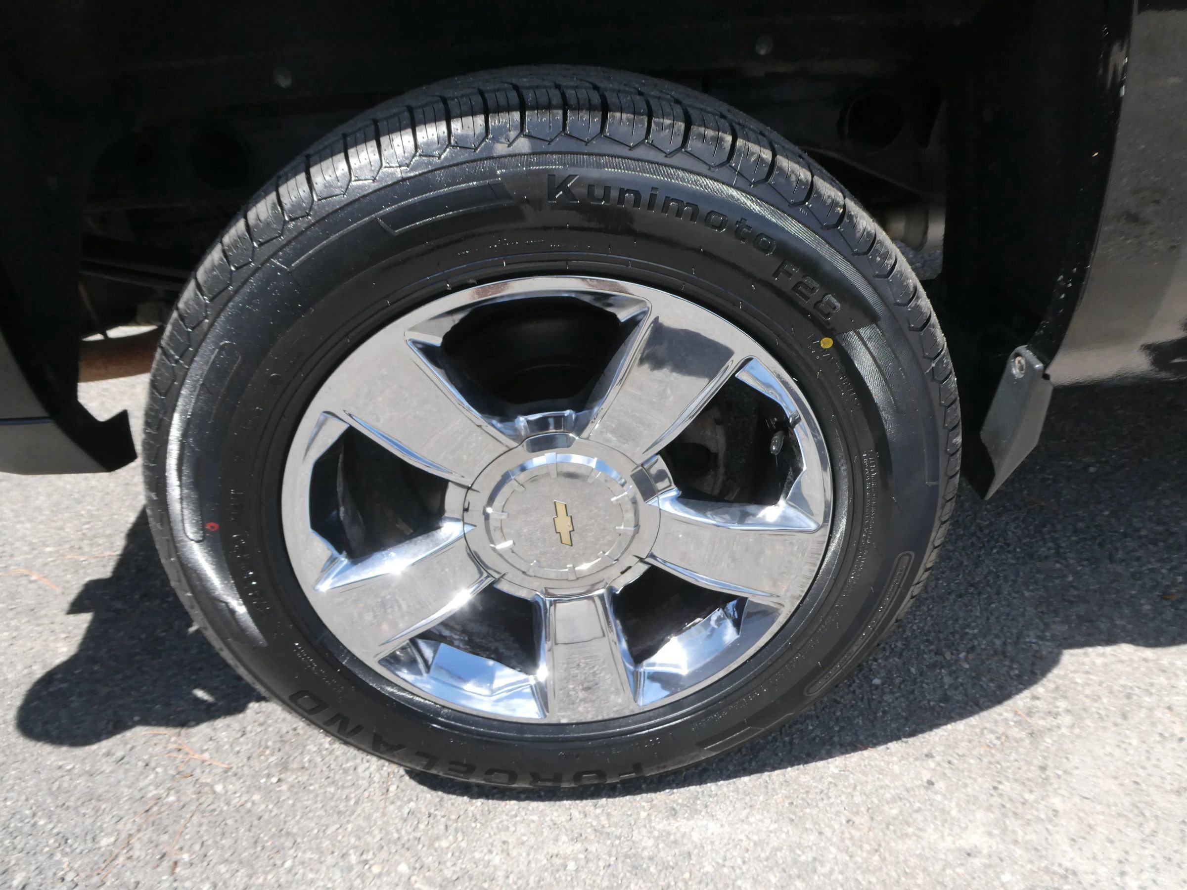 Used 2016 Chevrolet Silverado 1500 LT AWD/4WD image 28