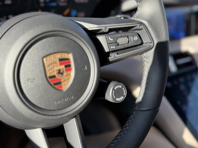 New 2024 Porsche Taycan image 21