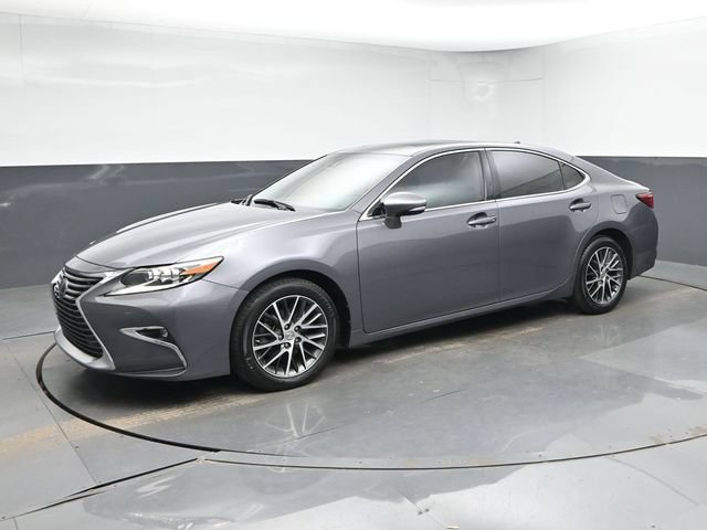 Used 2016 Lexus ES 350 w/ Luxury Package w/Wood Trim FWD image 4