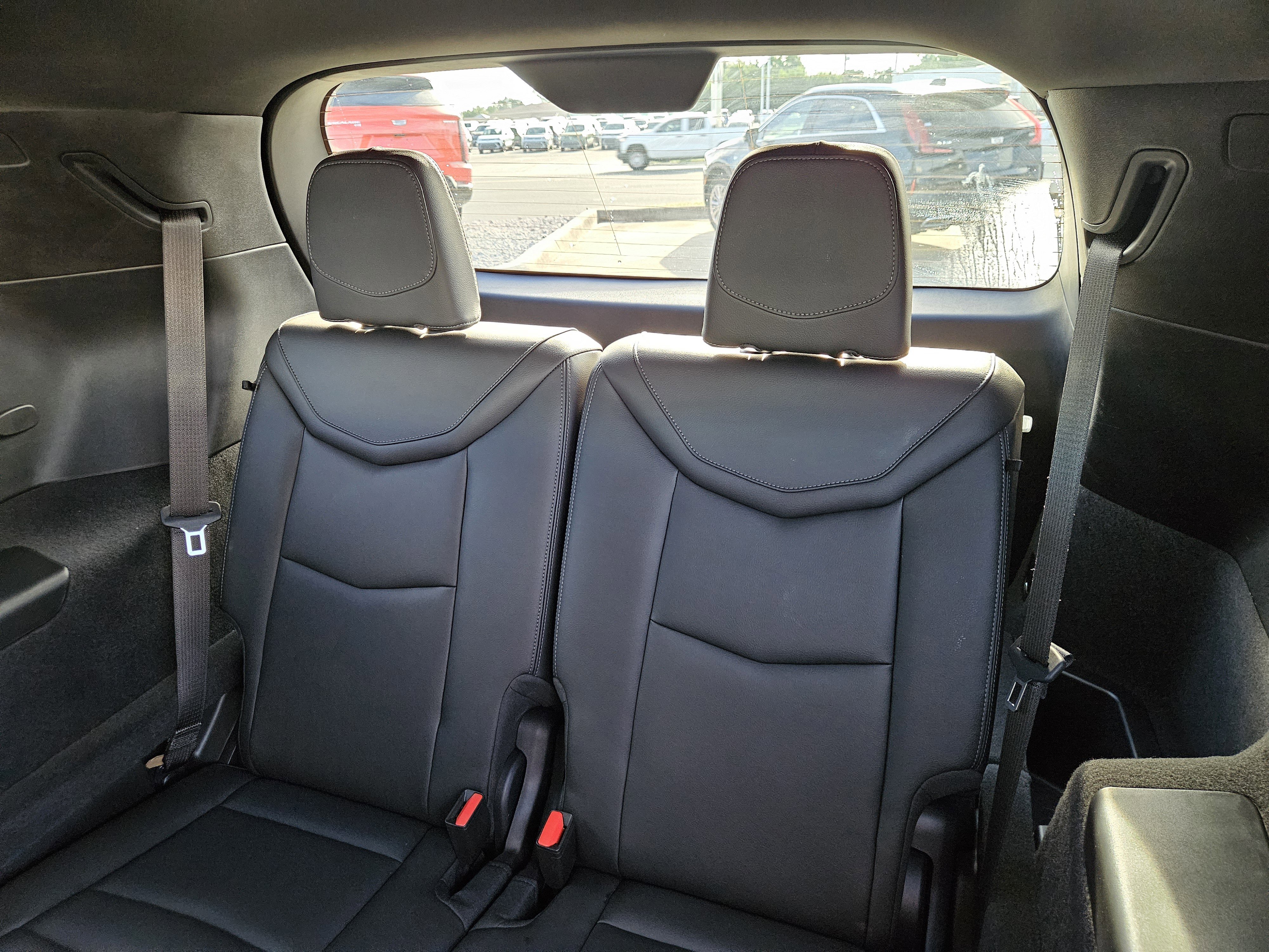 New 2025 Cadillac XT6 Luxury image 15