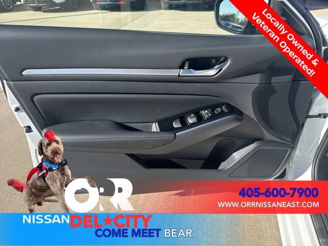 New 2025 Nissan Altima 2.5 SL FWD image 19