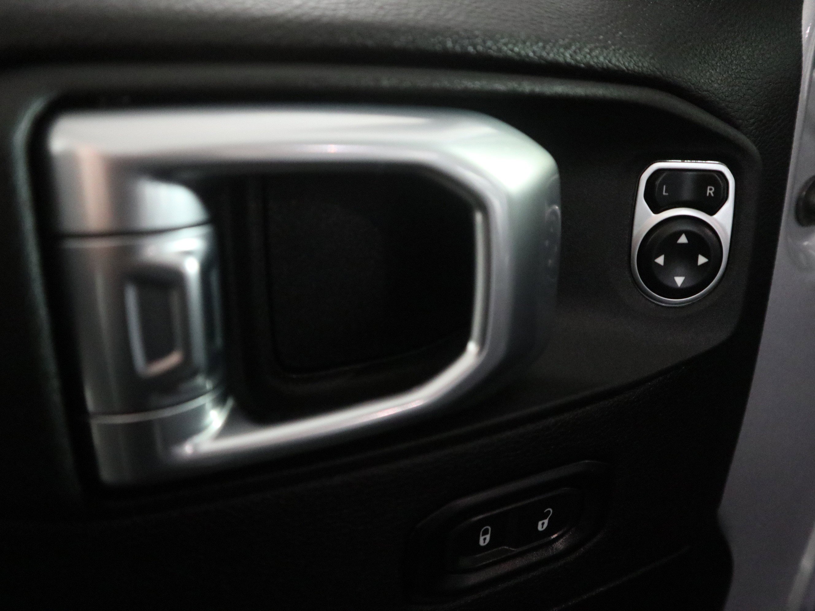 Used 2023 Jeep Wrangler Unlimited Rubicon 392 w/ Trailer Tow Package image 34