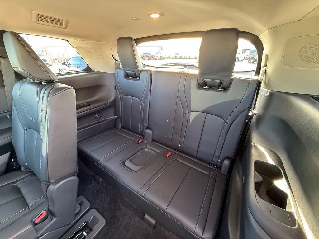 Certified 2025 INFINITI QX60 Luxe w/ Cargo Package image 25