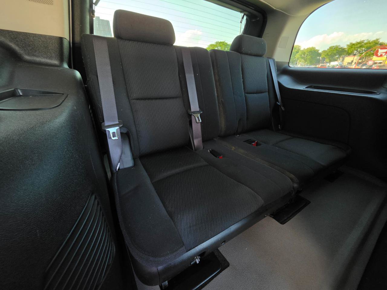 Used 2013 Chevrolet Tahoe LS w/ Convenience Package AWD/4WD image 12