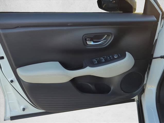 Used 2024 Honda HR-V EX-L image 7