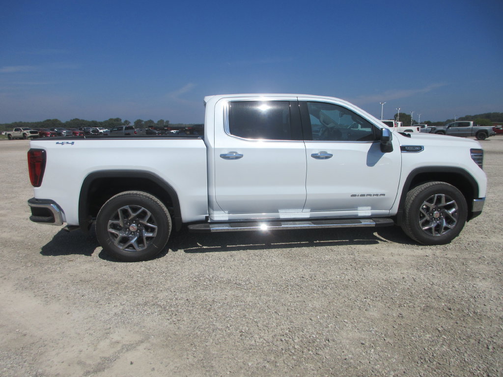 New 2026 GMC Sierra 1500 SLT w/ SLT Premium Package AWD/4WD image 3