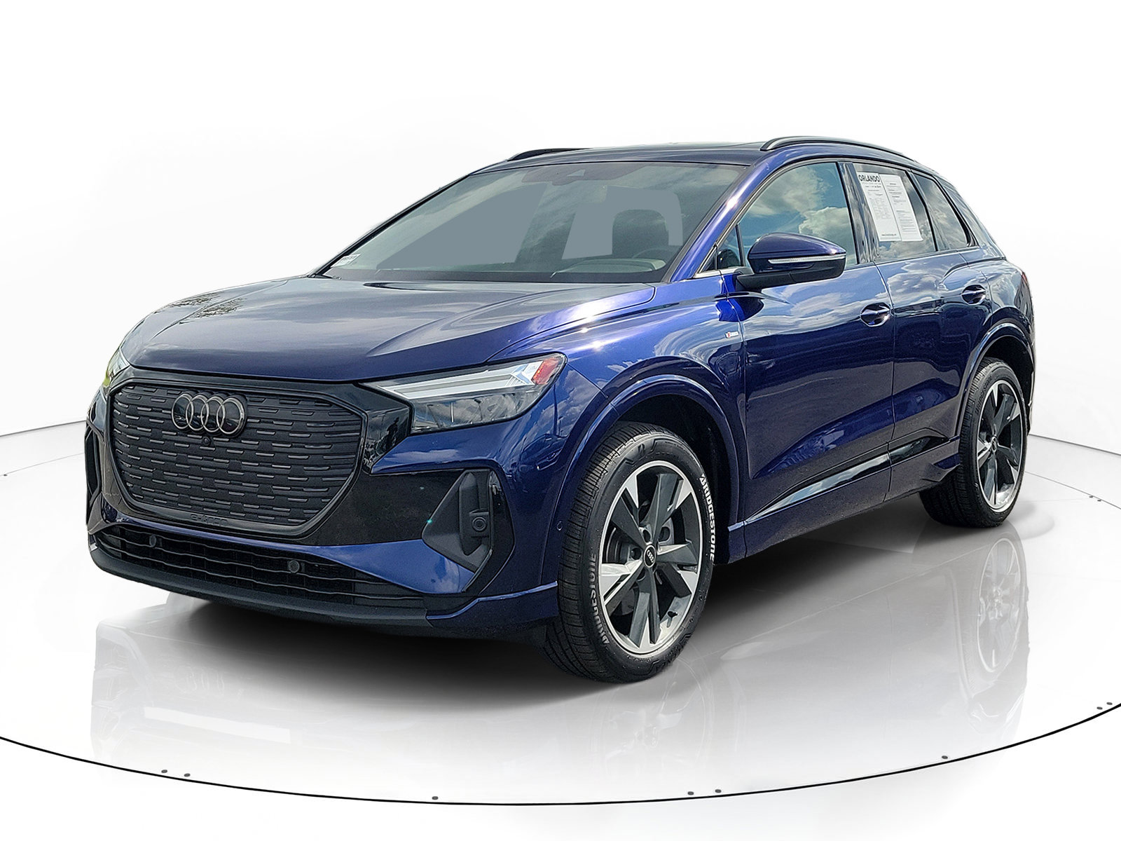 Used 2024 Audi Q4 e-tron Premium Plus AWD/4WD image 3