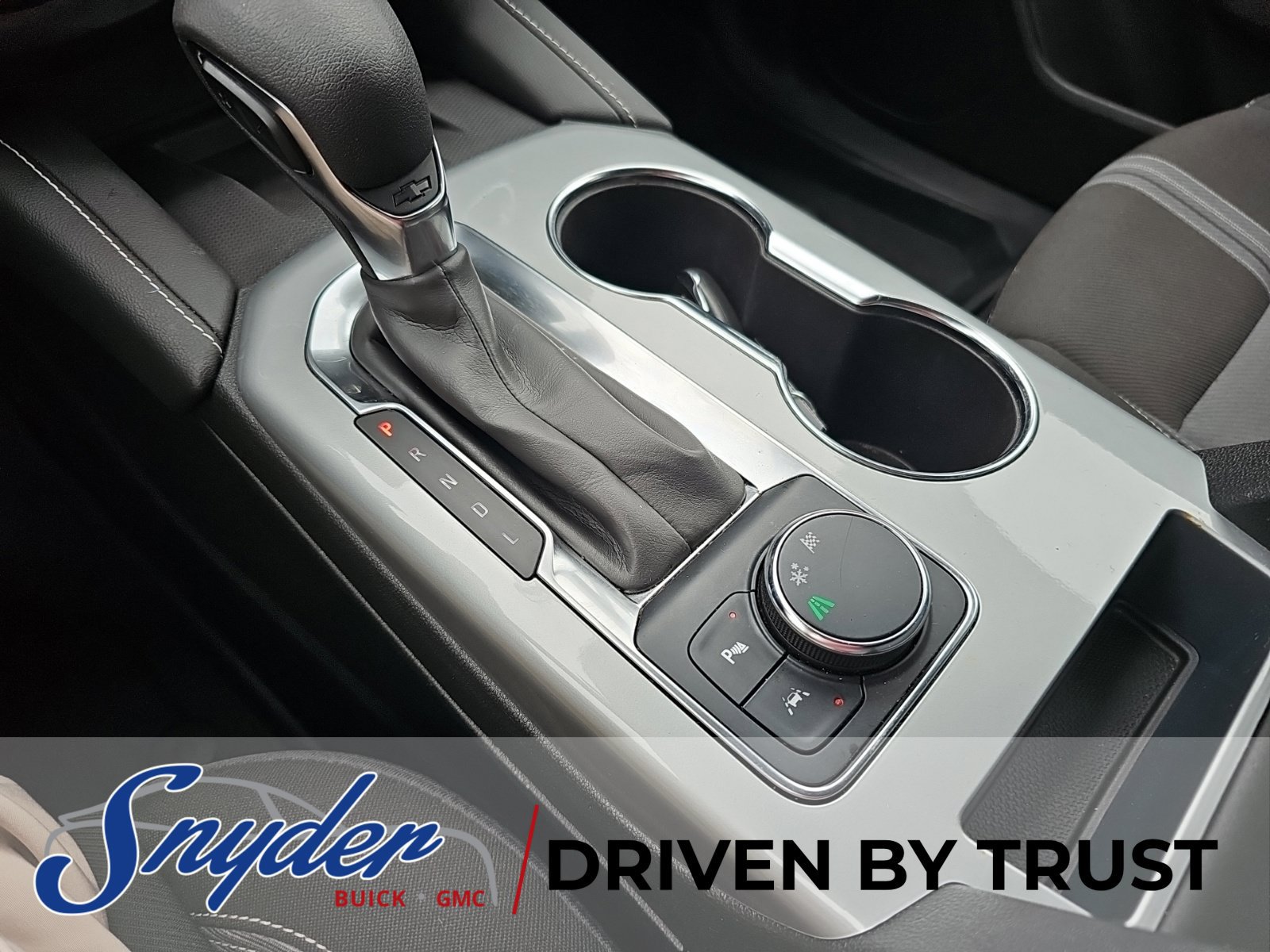 Used 2024 Chevrolet Blazer LT w/ Convenience Package FWD image 19