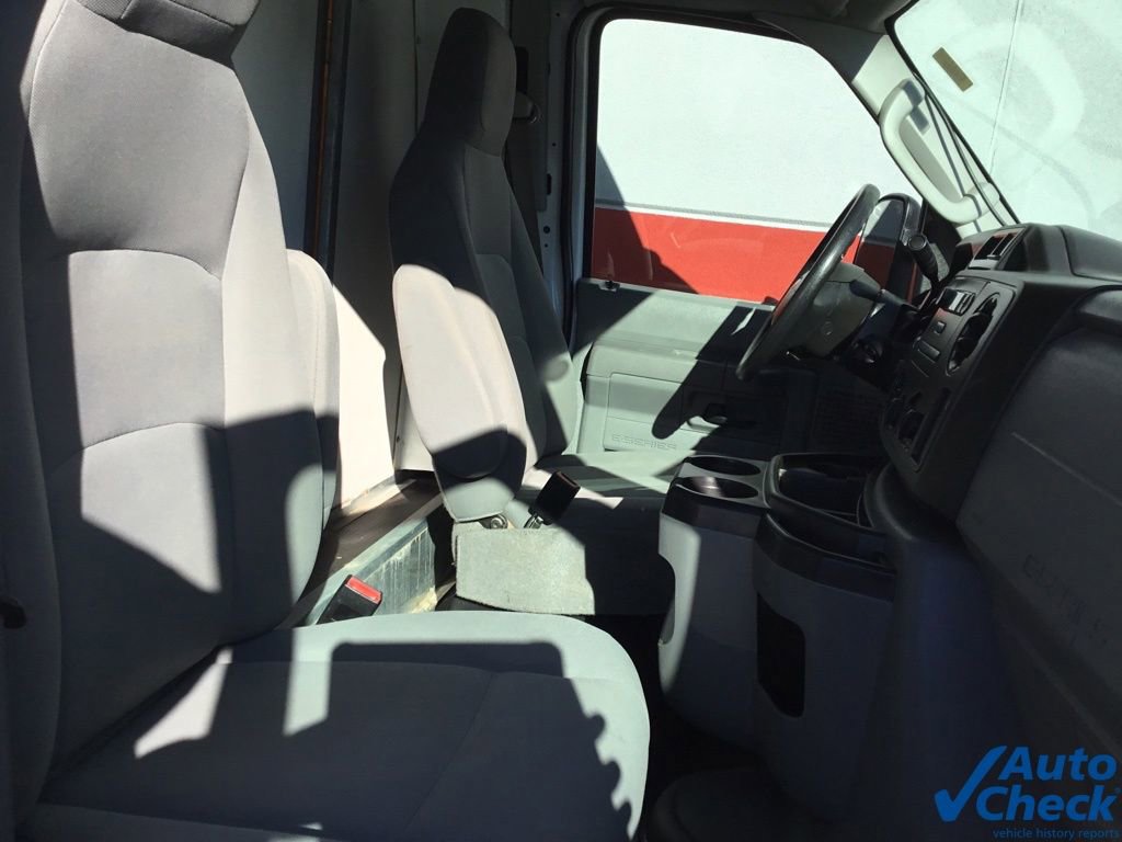 Used 2016 Ford E-350 and Econoline 350 Super Duty image 23
