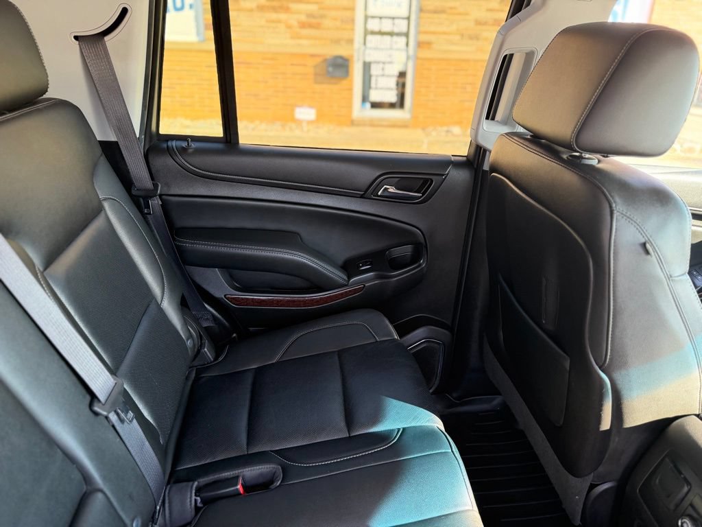 Used 2016 GMC Yukon SLT AWD/4WD image 16