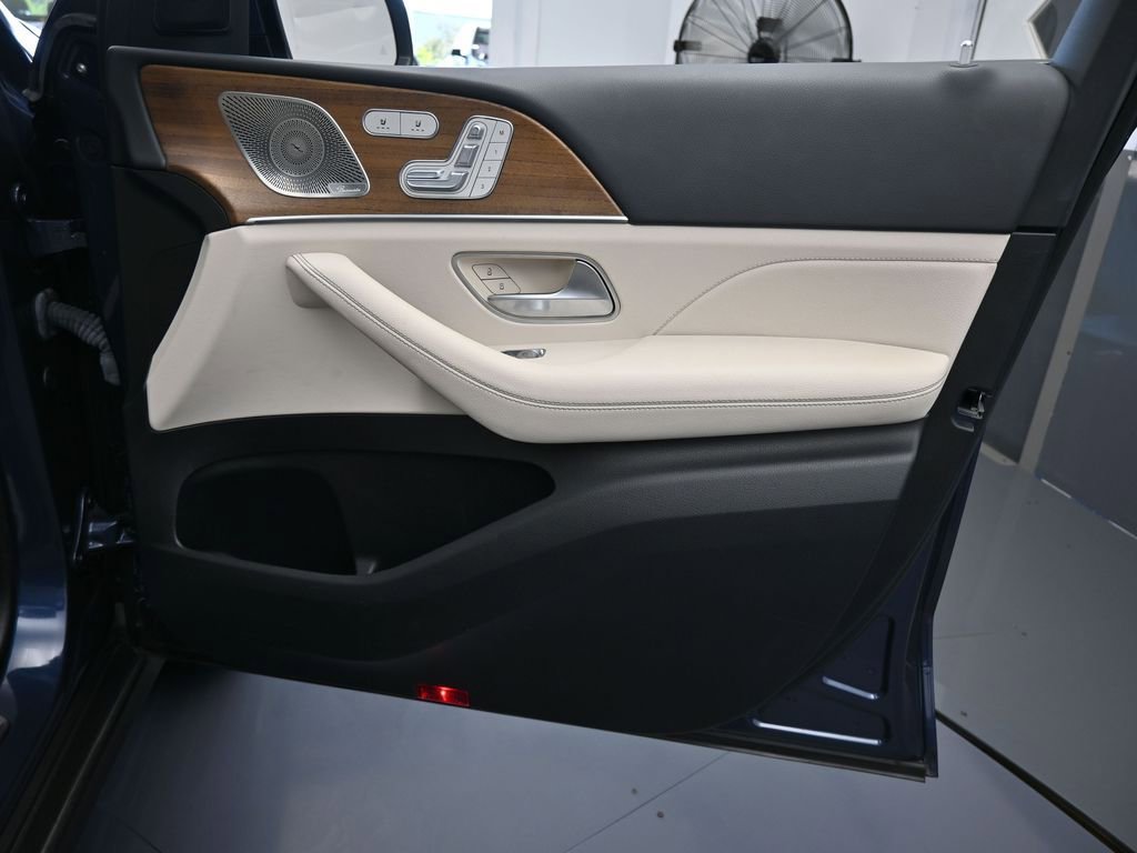 Used 2024 Mercedes-Benz GLE 450e 4MATIC image 62