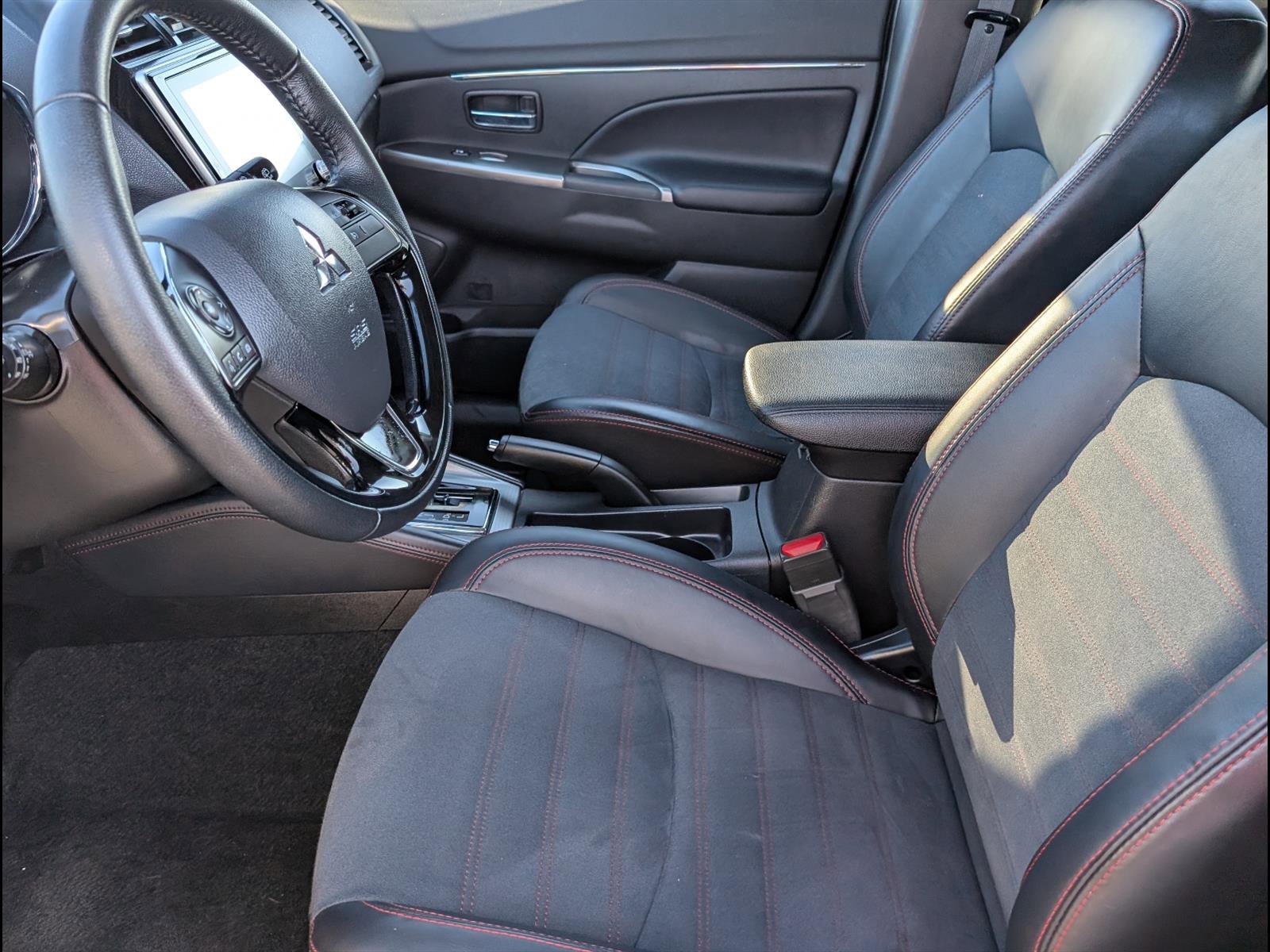 Used 2024 Mitsubishi Outlander Sport SE image 12