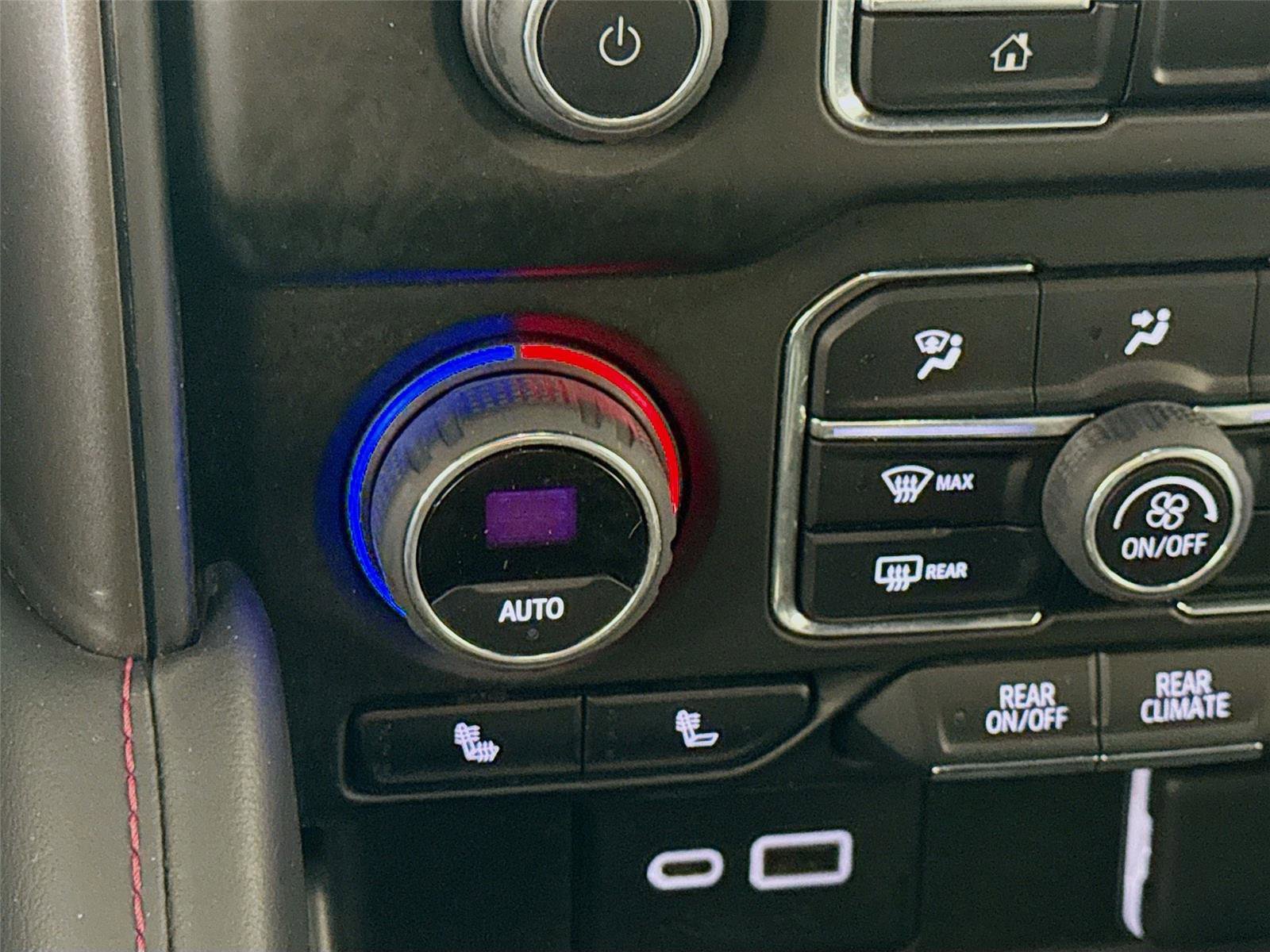 Used 2022 Chevrolet Tahoe RST w/ Luxury Package image 14