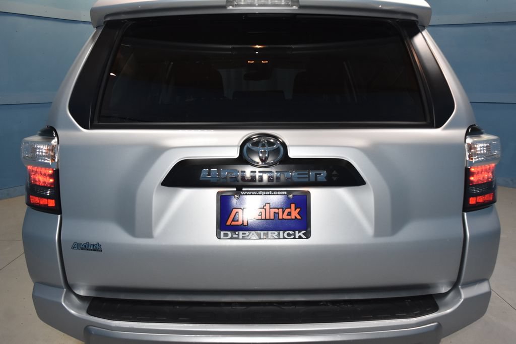 Used 2024 Toyota 4Runner TRD Off-Road Premium AWD/4WD image 51