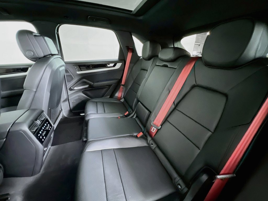 New 2026 Porsche Cayenne S AWD/4WD image 24