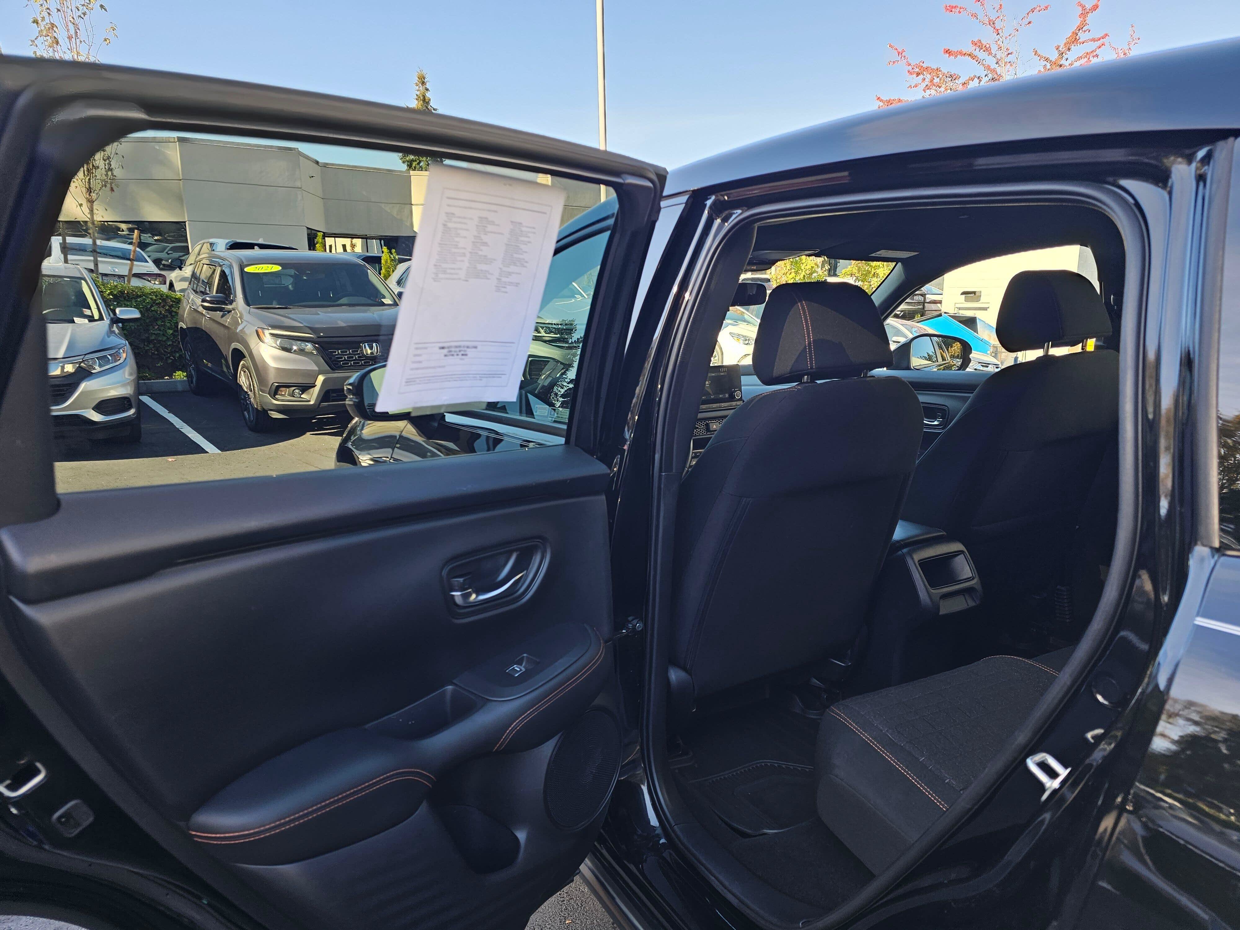 Used 2024 Honda HR-V Sport image 19