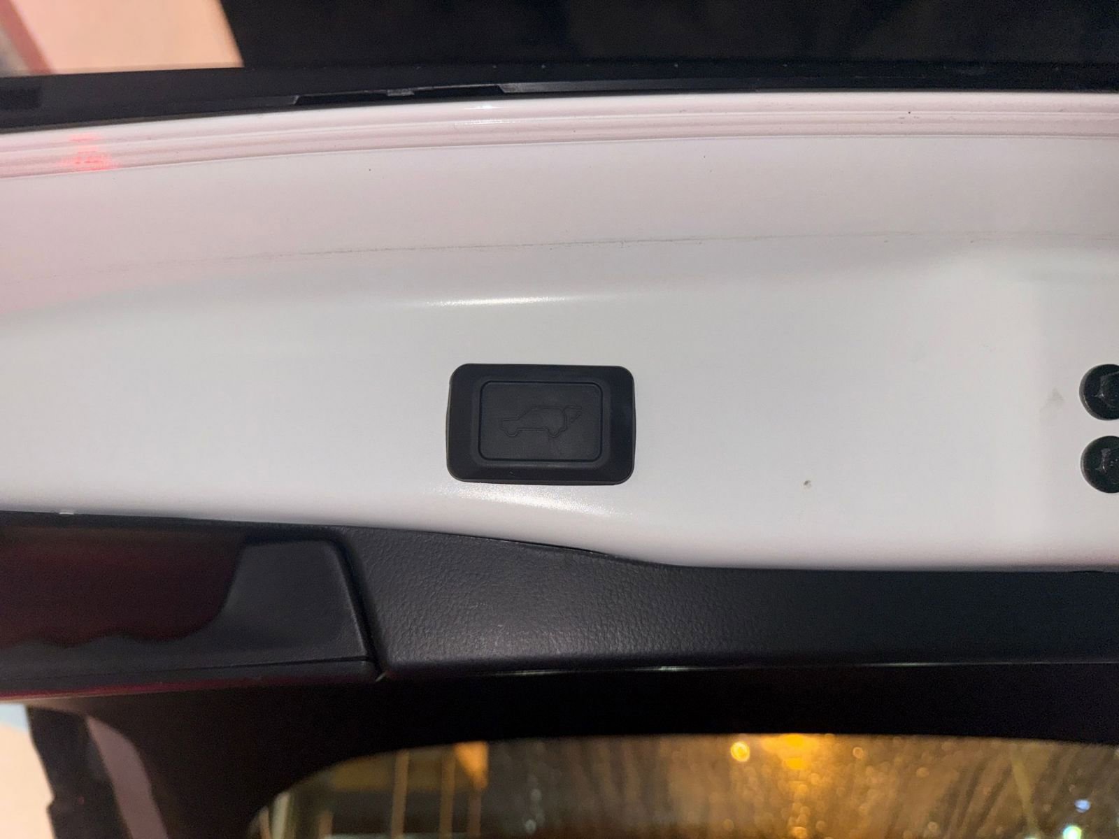 Used 2025 Toyota RAV4 XLE image 23