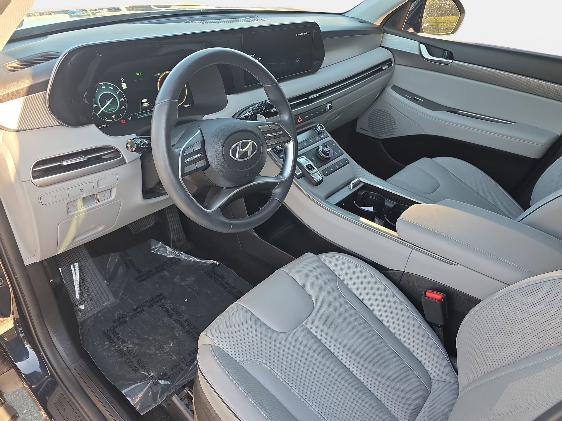 Used 2024 Hyundai Palisade SEL w/ Premium Package FWD image 16