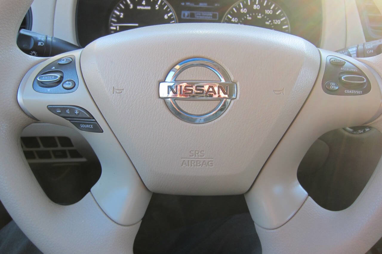Used 2013 Nissan Pathfinder S w/ Cargo Pkg image 11