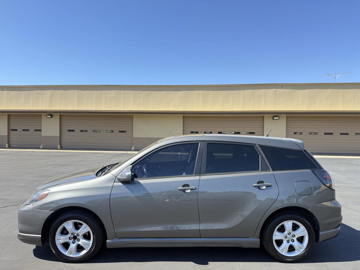 Used 2007 Toyota Matrix XR FWD image 4