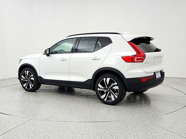 New 2026 Volvo XC40 B5 Plus w/ Protection Package Premier AWD/4WD image 7